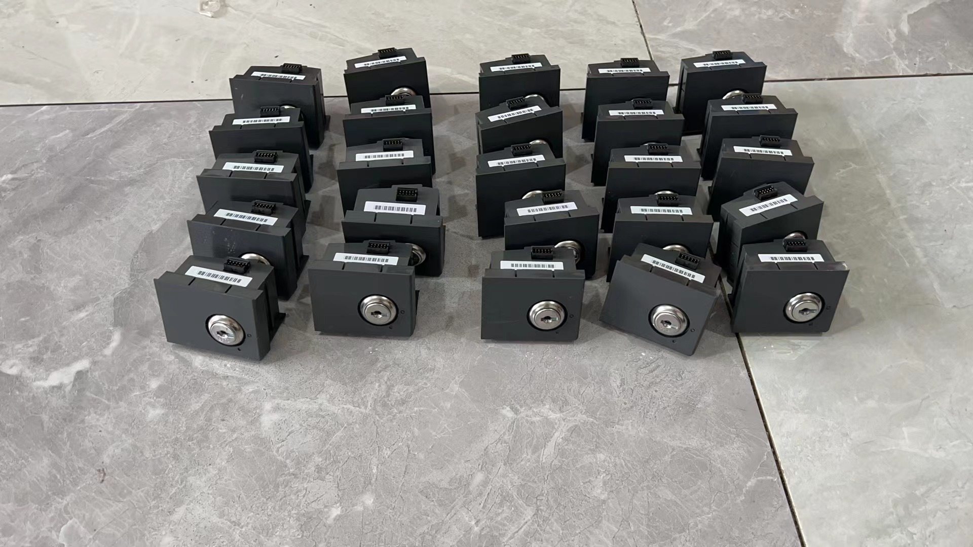 IBM TOSHIBA POS keyboard lock thumbnail 2