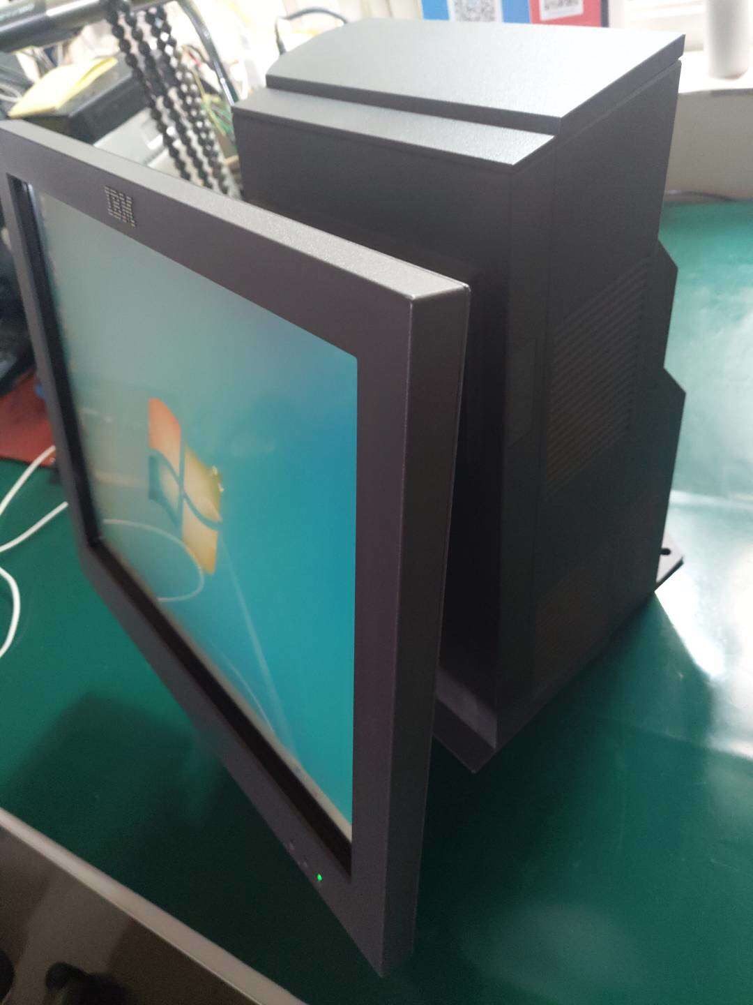 TOSHIBA 4852-570 E70 POS Terminal And Repair Parts - features and details