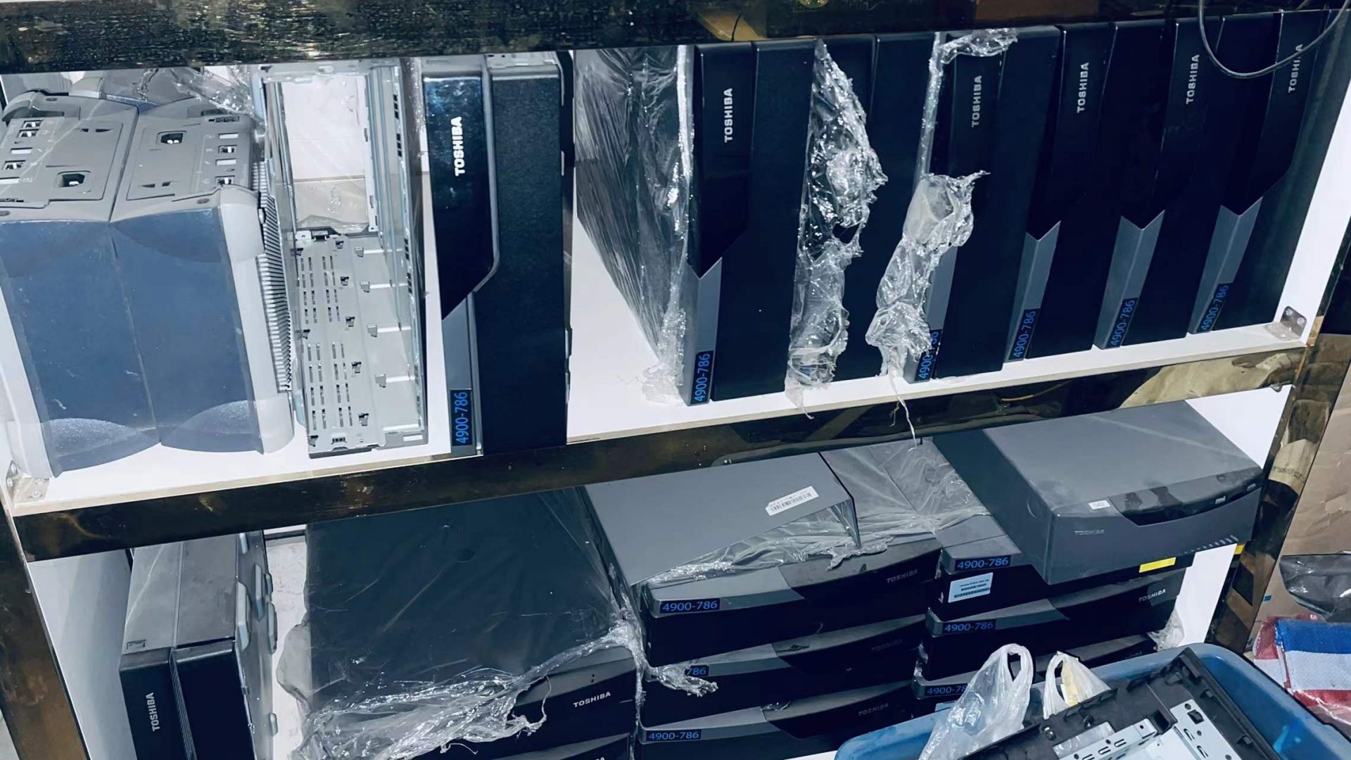 TOSHIBA 4900-786 POS Terminal And All The Repair Parts